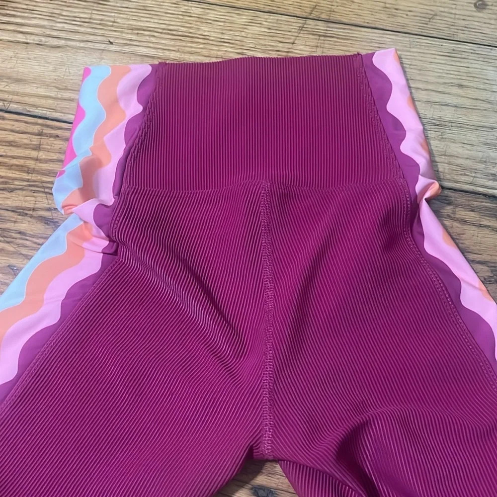 BEACH RIOT Megan Leggings Wave high rise ribbed pink athleisure NWOT SZ XS - Picture 7 of 7